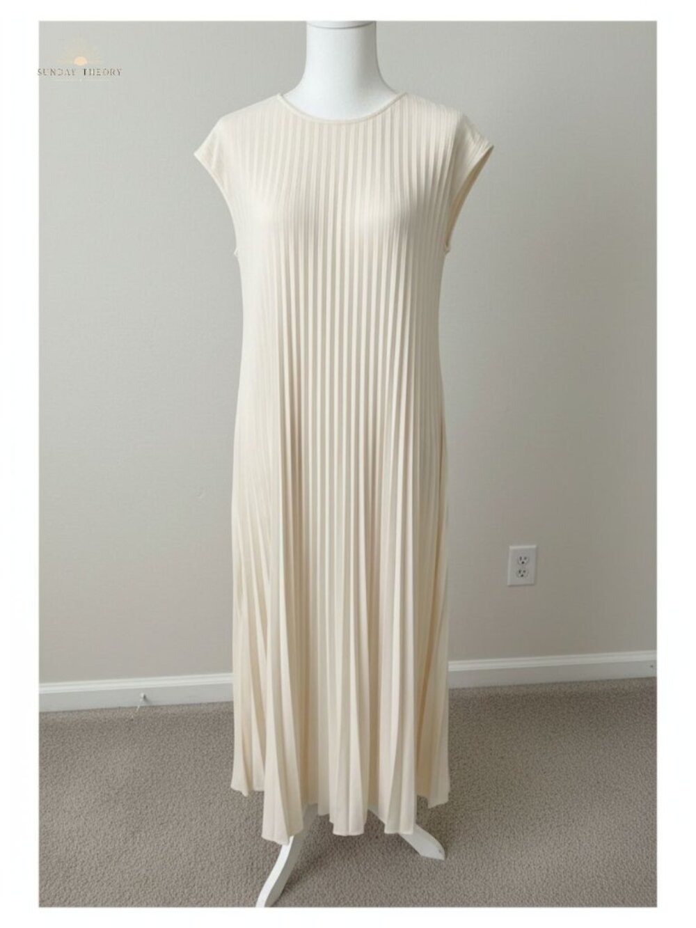 Women's Pleated Maxi Dress Cap Sleeve Round Neck Loose Fit Casual Church